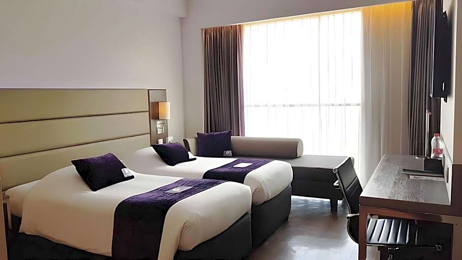 Premier Place Surabaya Airport