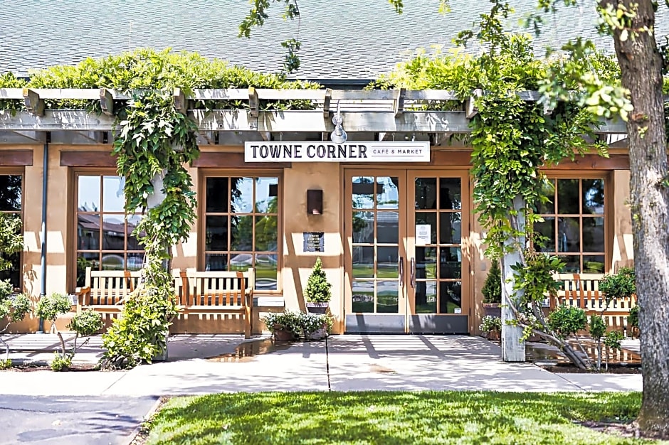 Wine & Roses Hotel Restaurant Spa Lodi