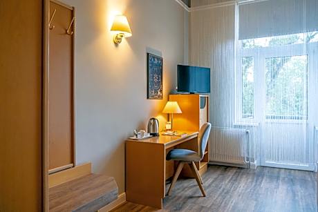 Budget Single Room