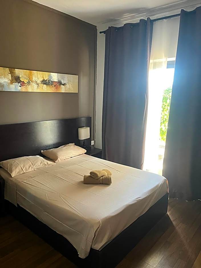 Photo 1 of 7 of Double Room