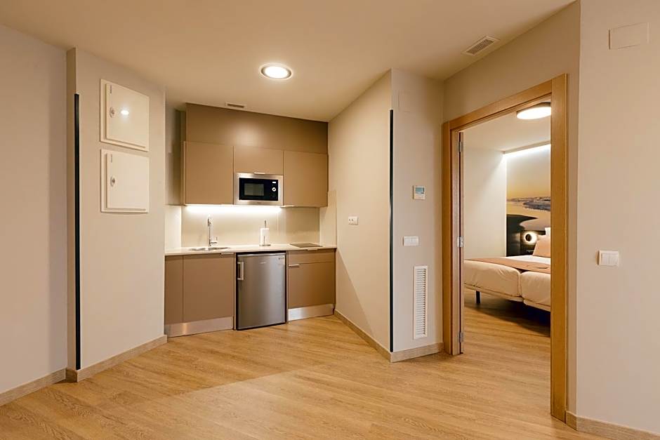 Palau Suites & Apartments