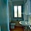 Comfy one-bedroom apartment with balcony and lift