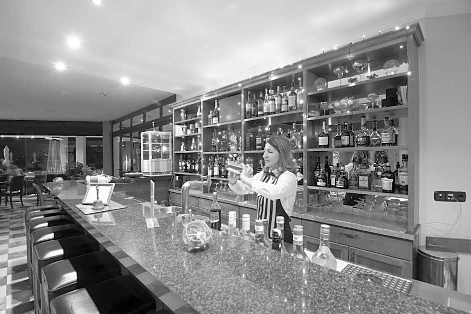 Casa León Royal Retreat