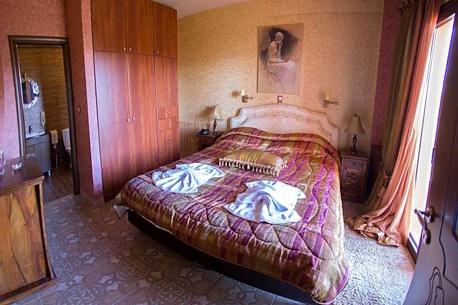Silva Suites