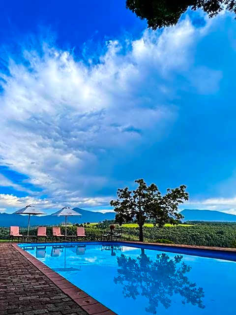 Far Hills Country Hotel