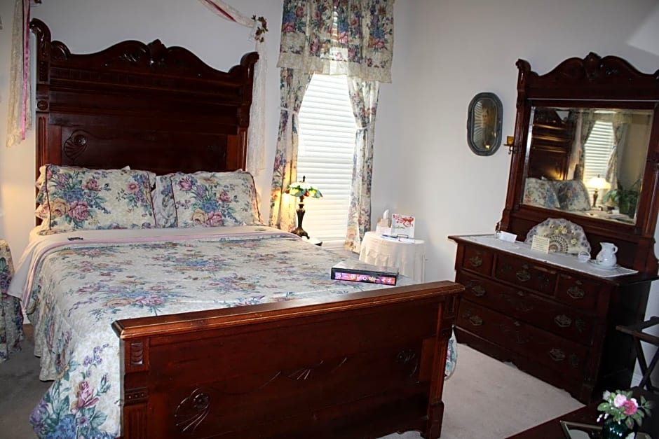 Woodrow House Bed & Breakfast