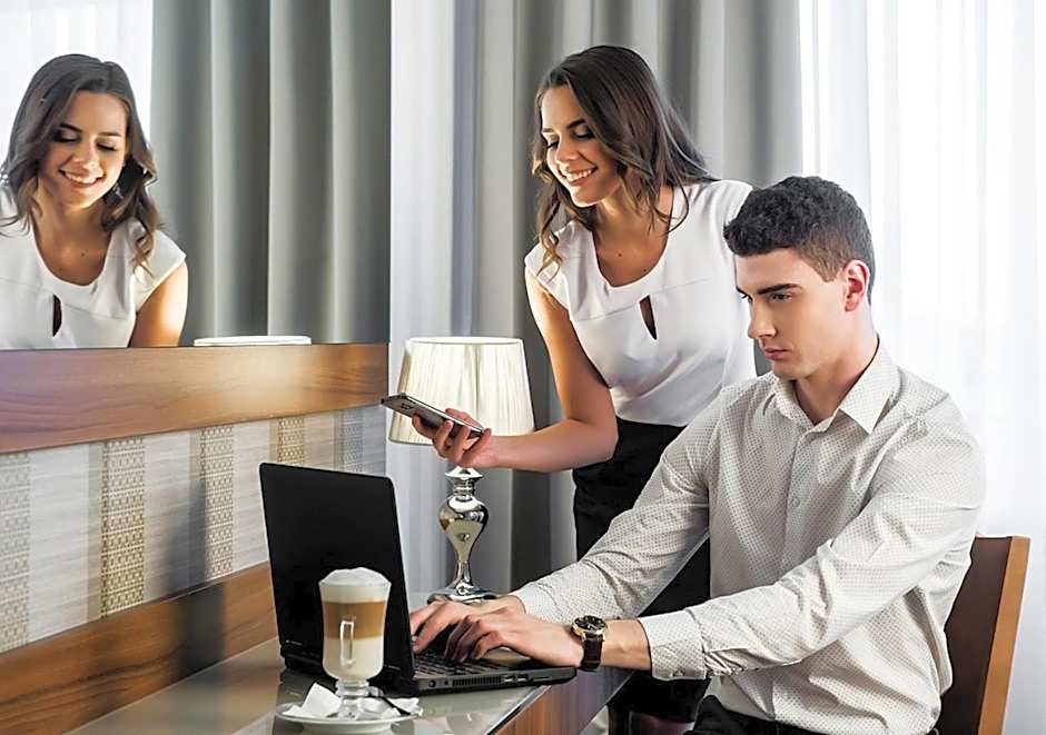 Hotel Lord - Warsaw Airport