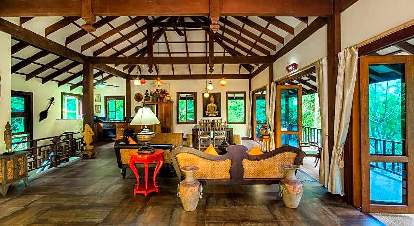 Koh Jum Beach Villas