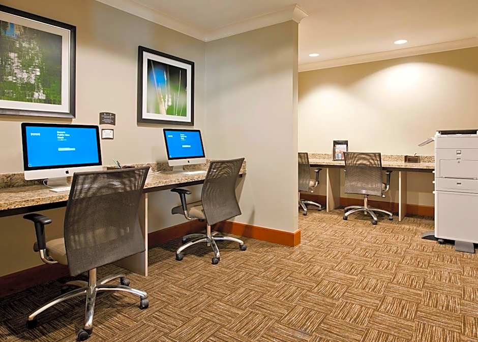 STAYBRIDGE SUITES BALLANTYNE By IHG