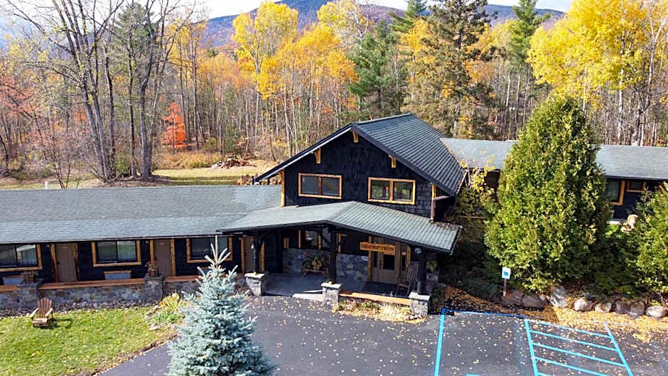 Adirondack Spruce Lodge