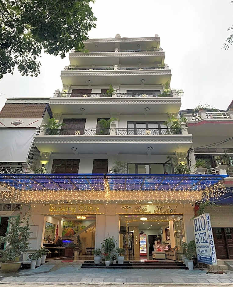 RIO HOTEL