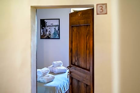 Double Room with Shared Bathroom