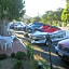 Mount-N-Lake Motel