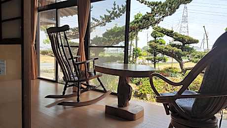 Japanese Style - Non-Smoking