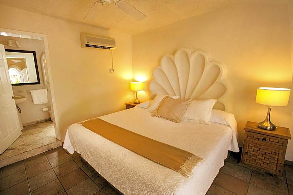 Hotel & Suites El Moro