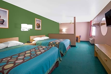 2 Double Beds Studio Suite Non-Smoking