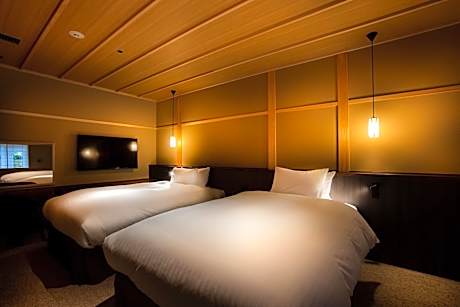 Japanese Style Twin Room with terrace -KAEDE/TSUTSUJI- Non-Smoking (1st Floor)