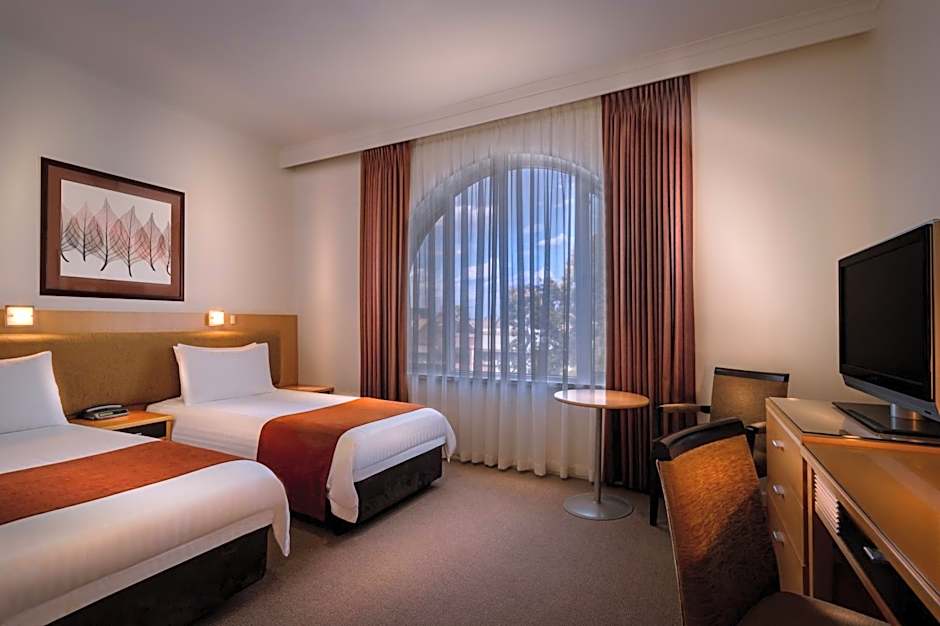 BEST WESTERN PLUS Travel Inn