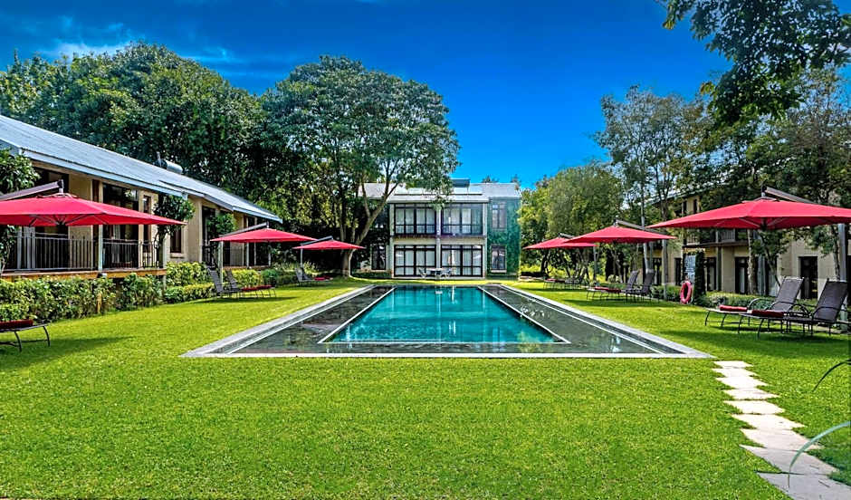 Casterbridge Hollow Boutique Hotel