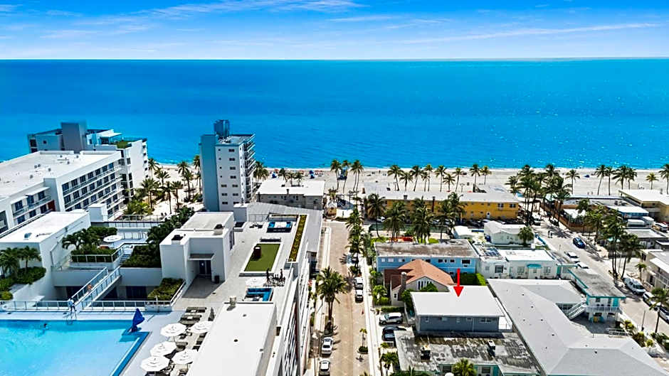 Sunshine vibes villa - Close to Beach