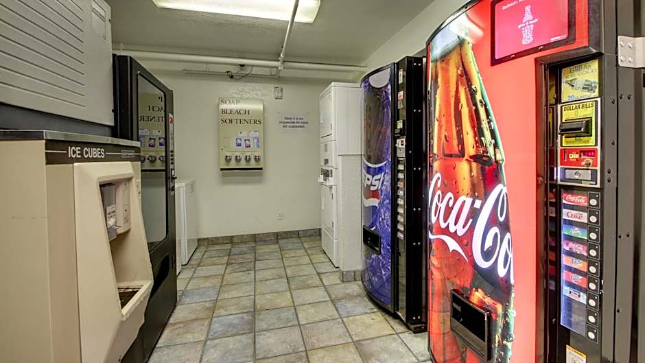 Motel 6-Des Moines, IA - North