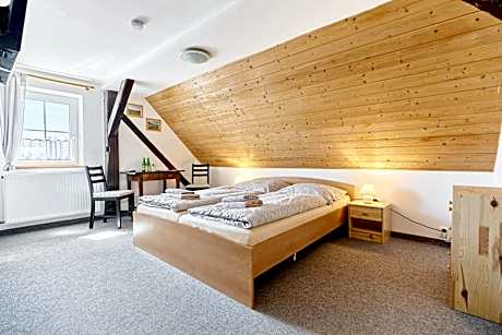 Double Room with Private Bathroom