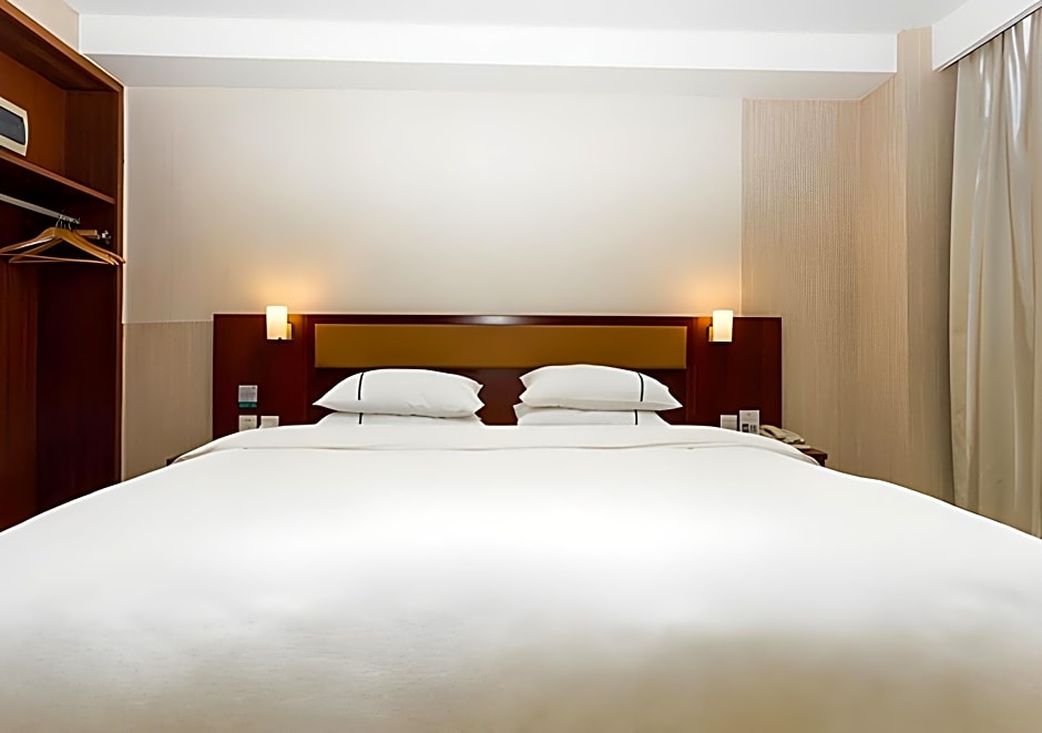 City Comfort Inn Xiangyang Railway Station