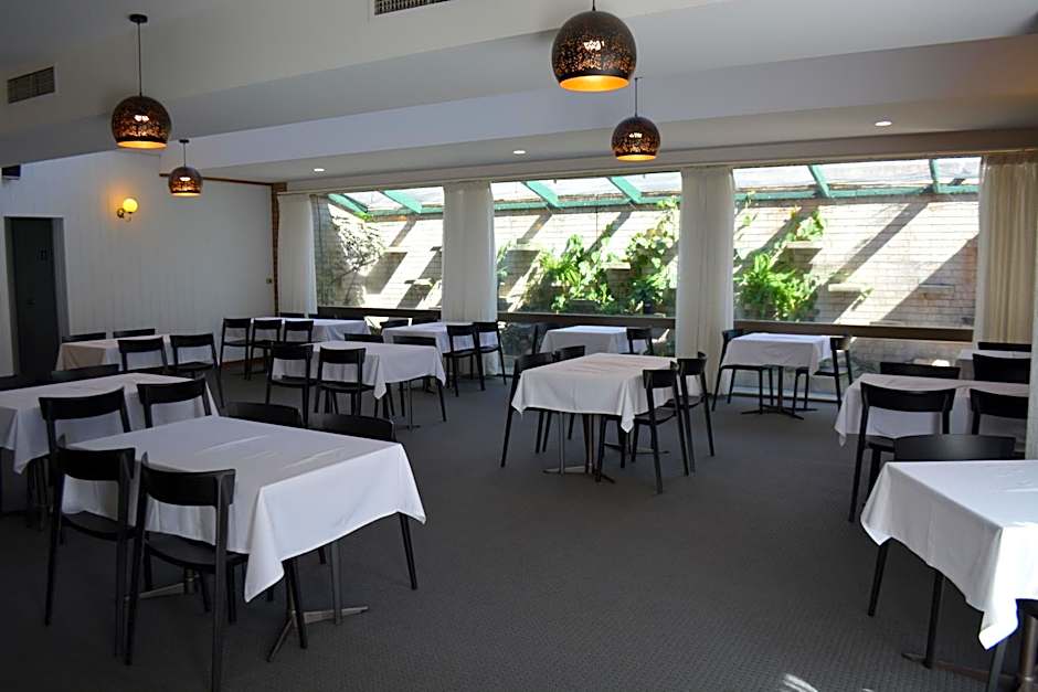 Spa Village Motel