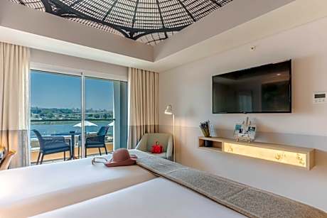 Double or Twin Room with River View