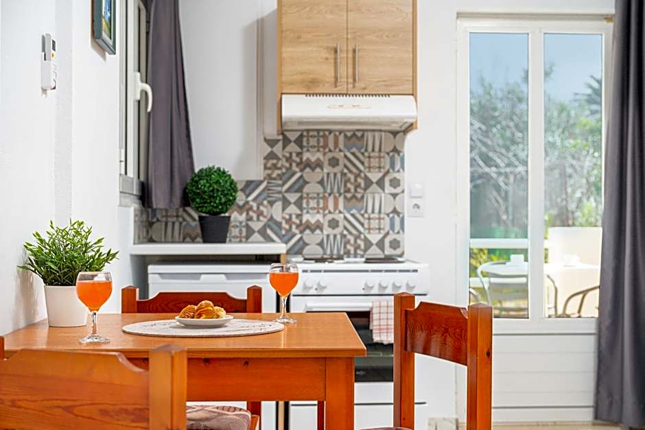 Mylos Apartments Anissaras