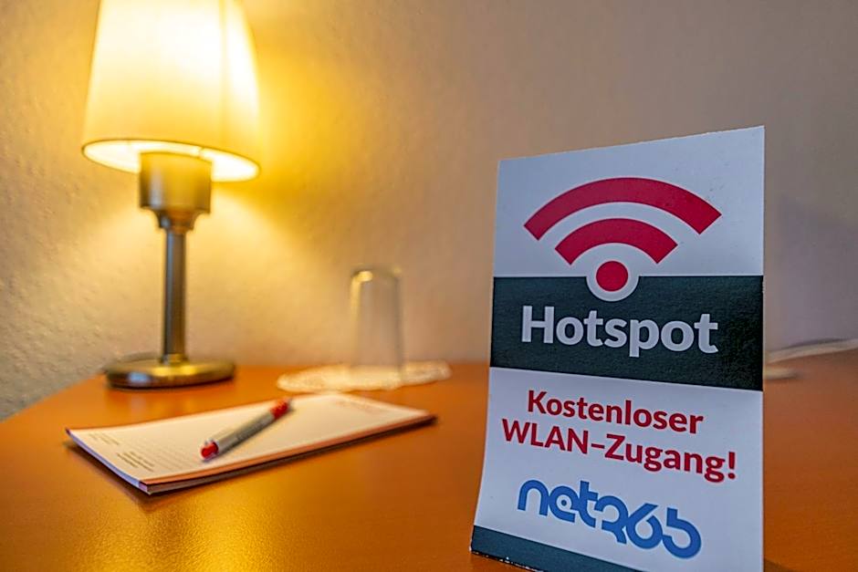 Hotel Rostock West im "Kritzmow Park"