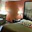 Super 8 by Wyndham Greenville