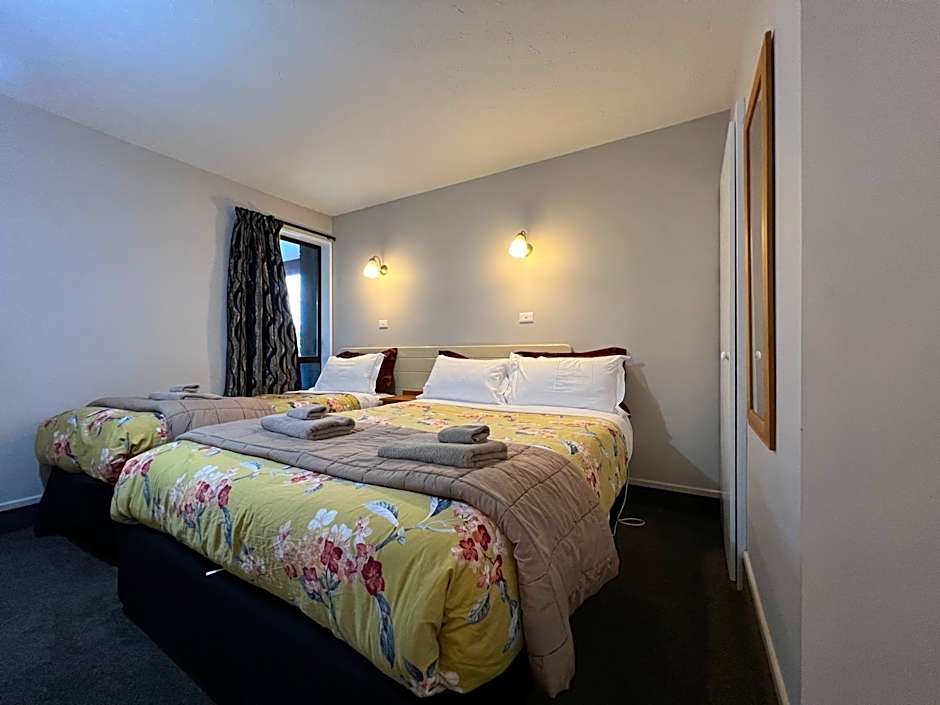 Strathern Motor Lodge