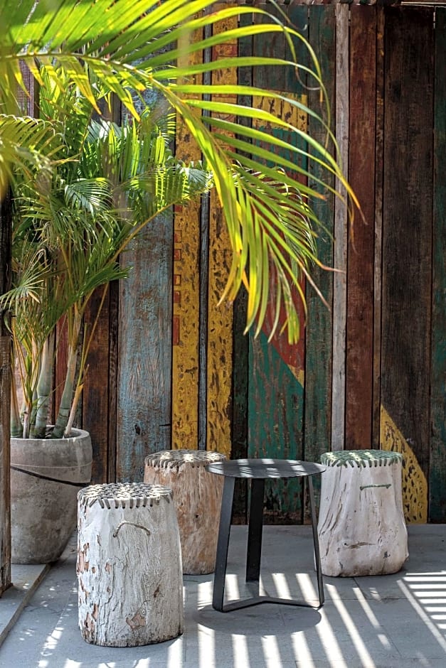 M Boutique Hostel Legian