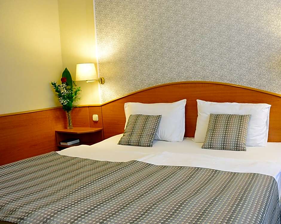 Hotel Orion Várkert