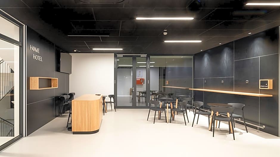 Hotel AT HOME - late arrival self check in