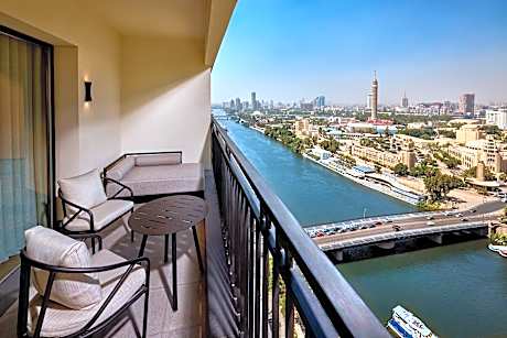 Panoramic Nile, Club Guest room, 1 King, Riverfront, North Tower, Balcony