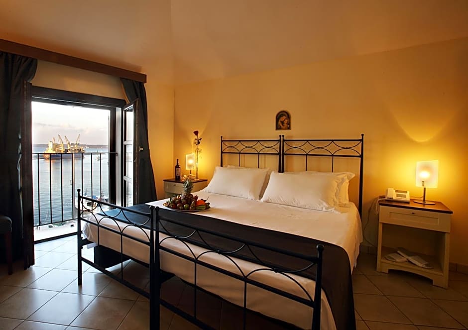 Al Pescatore Hotel & Restaurant