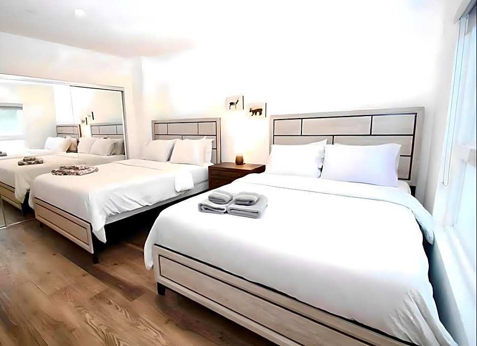 Los Angeles Premium City Suites with Free Parking