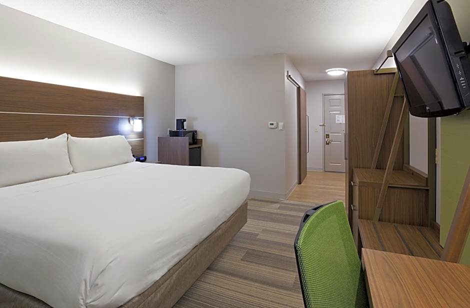 Holiday Inn Express Hotel & Suites Minneapolis-Golden Valley By IHG