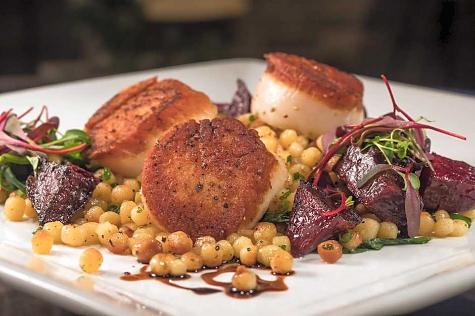 DoubleTree by Hilton Hotel & Suites Pittsburgh Downtown