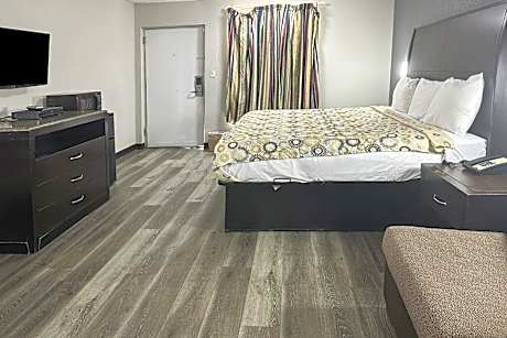 King Bed Non-Smoking