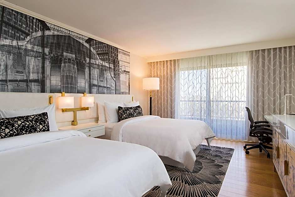 Avenue of the Arts Costa Mesa, a Tribute Portfolio Hotel