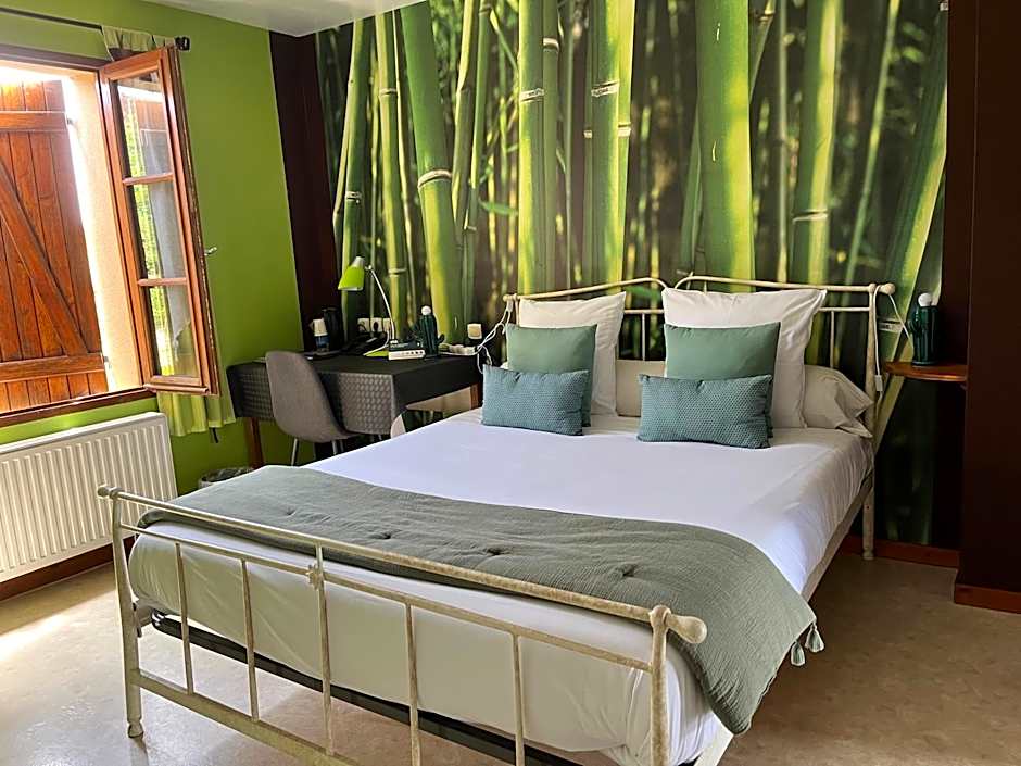 Logis hôtel Les Confins du perche