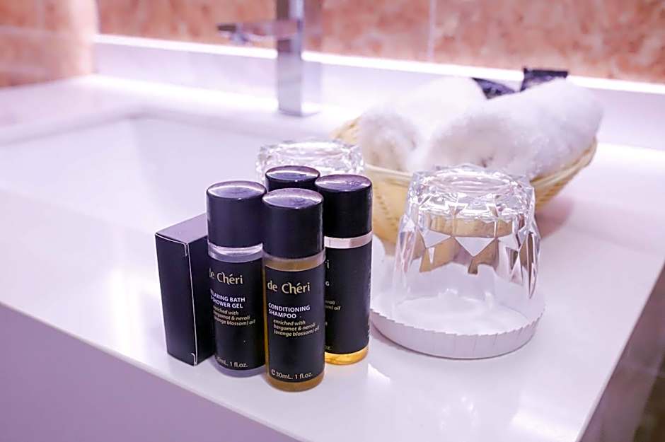 The Village Inn Hotel