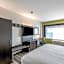 Holiday Inn Express & Suites Jersey City North - Hoboken By IHG