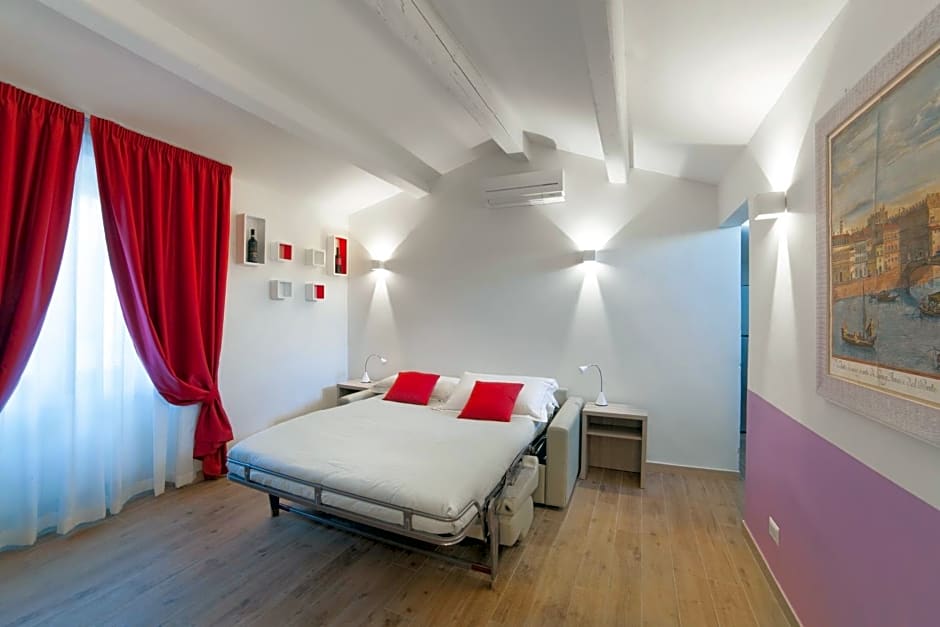 Apollo Guest House