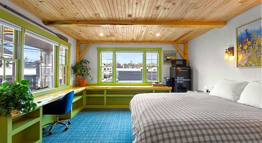 Downtown Camden Hotel