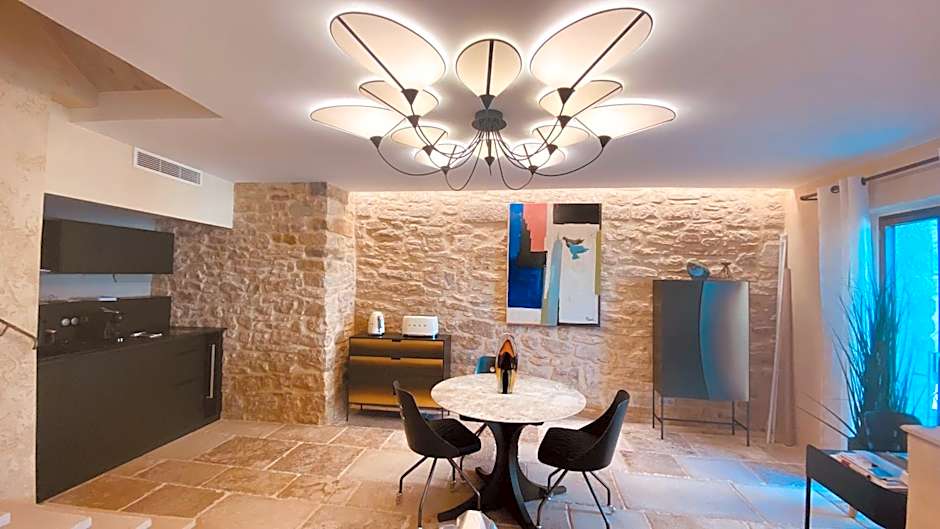 La Maison du Passage - Chambres - Suites premium, Spa, Piscine et Restaurant