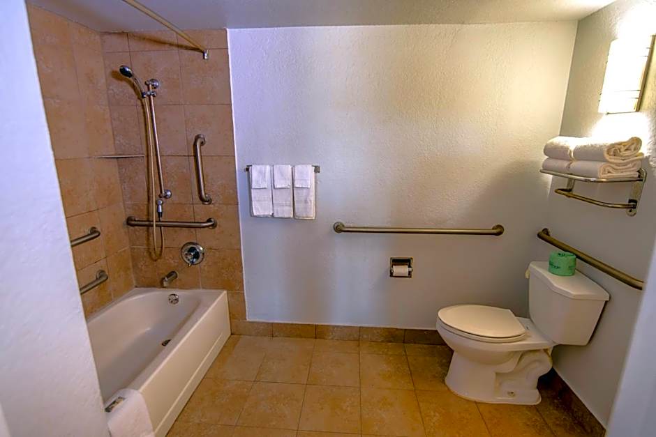 Masters Inn Tucker